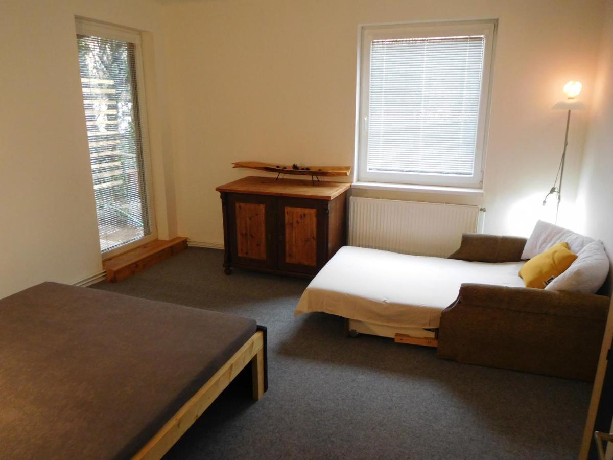 Hf Apartment